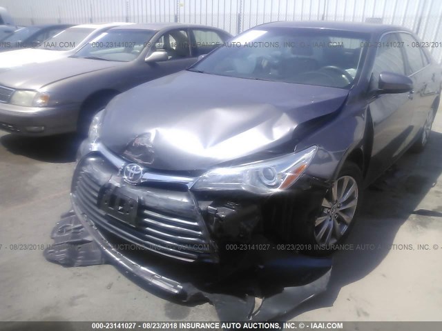 4T4BF1FKXFR473655 - 2015 TOYOTA CAMRY LE/XLE/SE/XSE GRAY photo 6