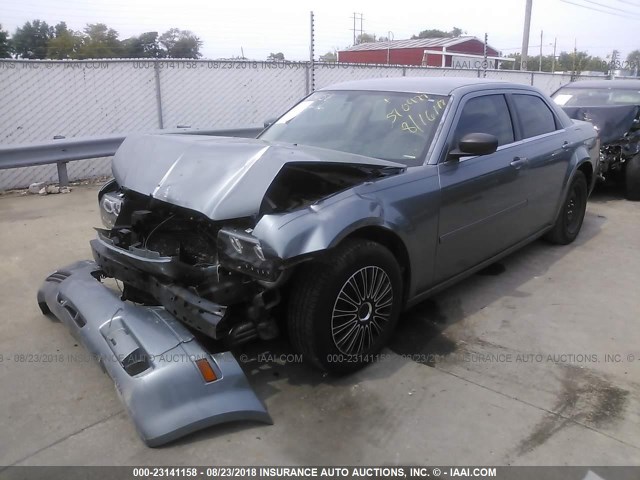 2C3KA43R16H501978 - 2006 CHRYSLER 300 GRAY photo 2