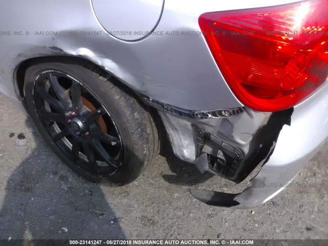 JTKDE177260085128 - 2006 TOYOTA SCION TC 银色 照片 6