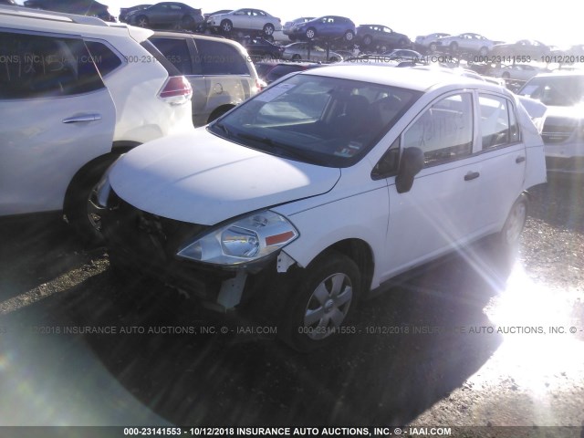 3N1CC1AP0BL391424 - 2011 NISSAN VERSA S/SL WHITE photo 2