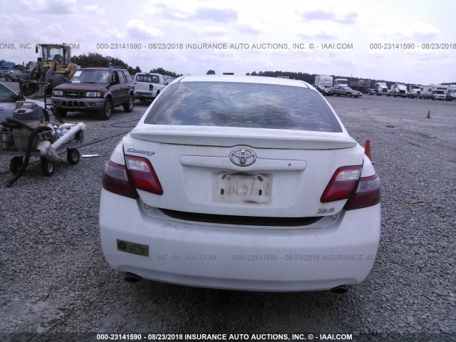 4T1BK46K78U569611 - 2008 TOYOTA CAMRY LE/XLE/SE Ақ фото 6