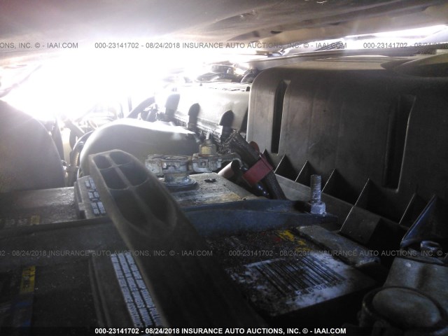 4T1BE32K33U691236 - 2003 TOYOTA CAMRY LE/XLE/SE Qəhvəyi foto 10