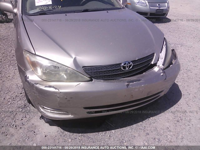 4T1BE30KX2U599560 - 2002 TOYOTA CAMRY LE/XLE/SE 米色 照片 6