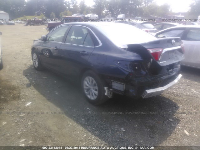 4T4BF1FK1GR549555 - 2016 TOYOTA CAMRY LE/XLE/SE/XSE 蓝色 照片 3