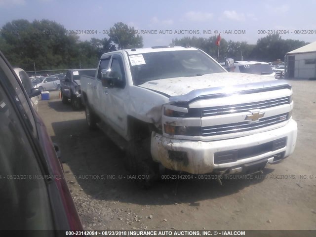 1GC1KWE81GF245459 - 2016 CHEVROLET SILVERADO K2500 HEAVY DUTY LTZ WHITE photo 1