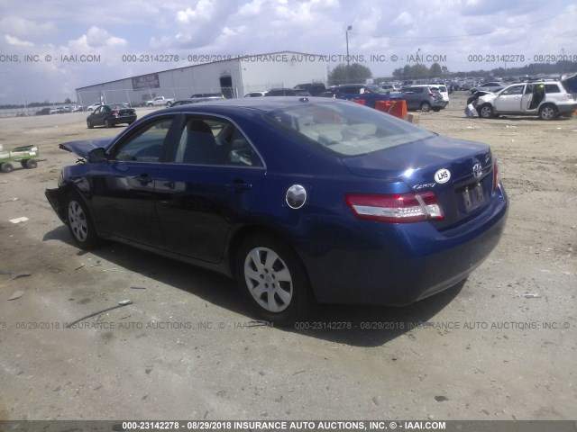 4T4BF3EK6BR115251 - 2011 TOYOTA CAMRY SE/LE/XLE 蓝色 照片 3