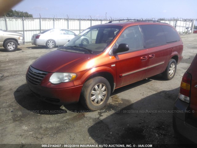 2A4GP54L06R729359 - 2006 CHRYSLER TOWN & COUNTRY TOURING RED photo 2