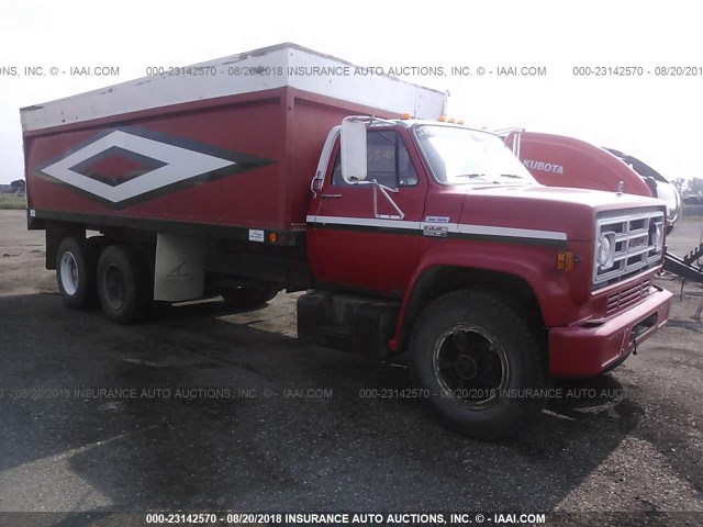 TCE677V598395 - 1977 GMC C6500 RED photo 1