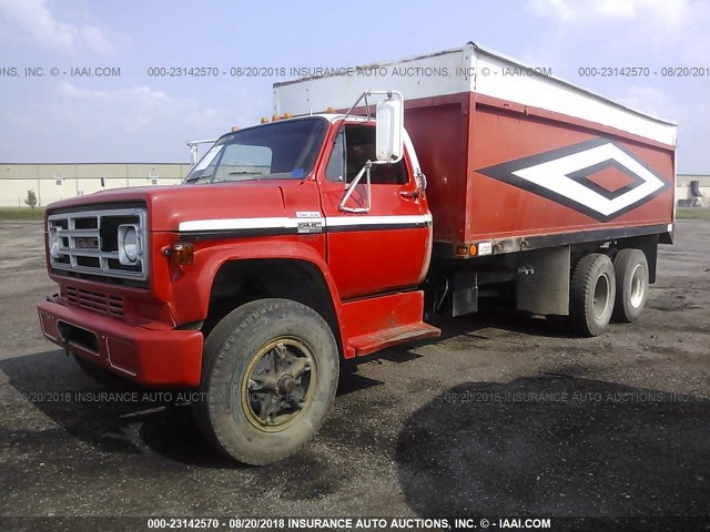 TCE677V598395 - 1977 GMC C6500 RED photo 2