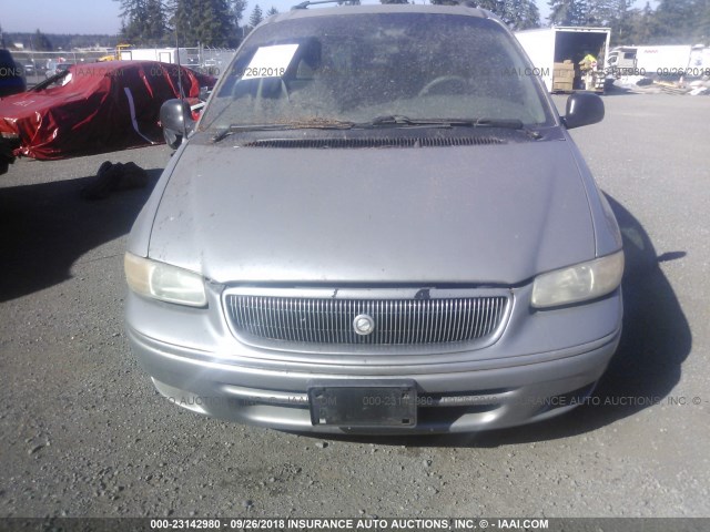 1C4GP54L4TB126981 - 1996 CHRYSLER TOWN & COUNTRY  SILVER photo 6