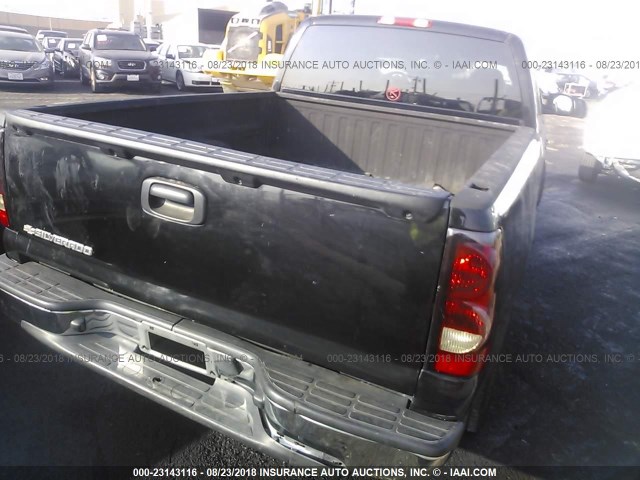 1GCEC19V77Z173733 - 2007 CHEVROLET SILVERADO C1500 CLASSIC BLACK photo 4