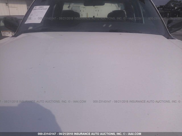 1GBHC292X5E188826 - 2005 CHEVROLET SILVERADO C2500 HEAVY DUTY WHITE photo 6