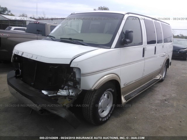 1GDFH15T941217439 - 2004 GMC SAVANA RV G1500 WHITE photo 2