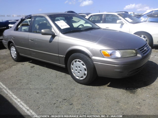 4T1BG22K2XU902663 - 1999 TOYOTA CAMRY CE/LE/XLE 棕色 照片 1