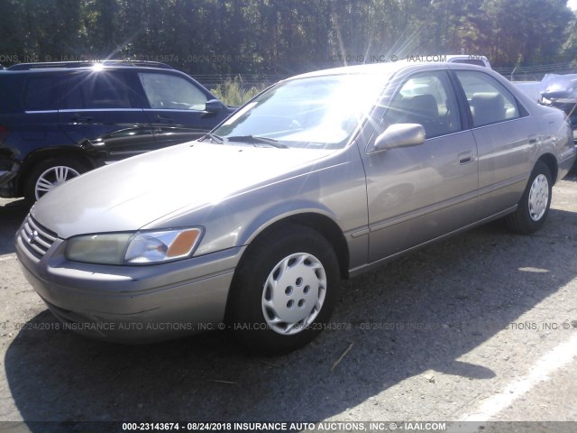 4T1BG22K2XU902663 - 1999 TOYOTA CAMRY CE/LE/XLE 棕色 照片 2