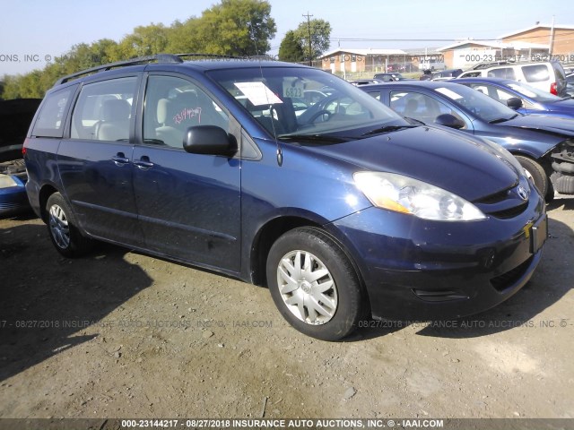 5TDZK23C37S073339 - 2007 TOYOTA SIENNA CE/LE BLUE photo 1