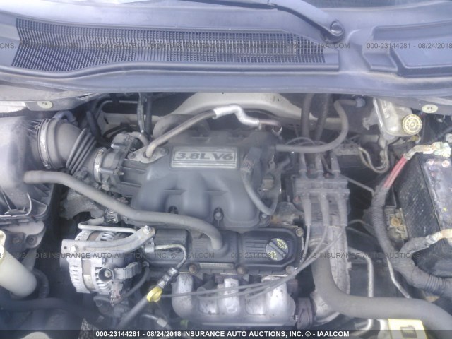 2V8HW44179R598400 - 2009 VOLKSWAGEN ROUTAN S WHITE photo 10