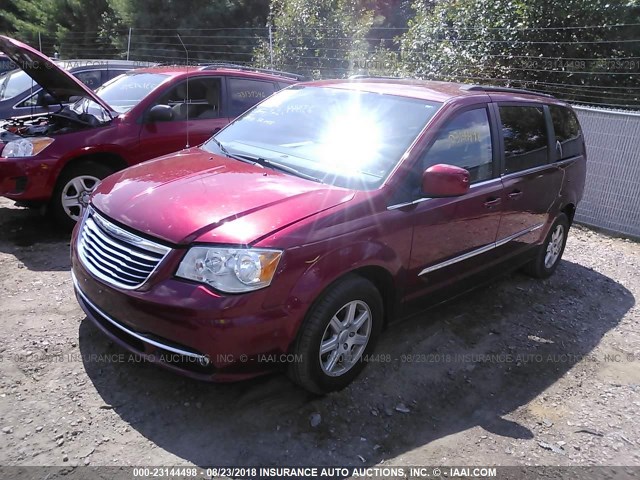 2A4RR5DG2BR713423 - 2011 CHRYSLER TOWN & COUNTRY TOURING RED photo 2