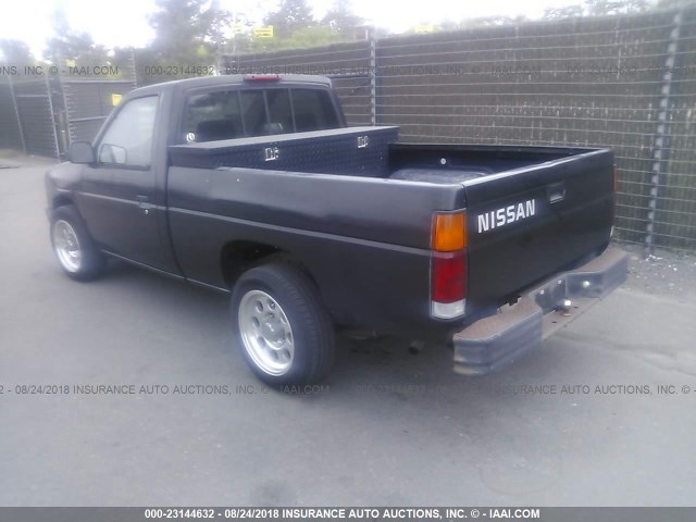 1N6SD11S5VC317715 - 1997 NISSAN TRUCK XE BLACK photo 3