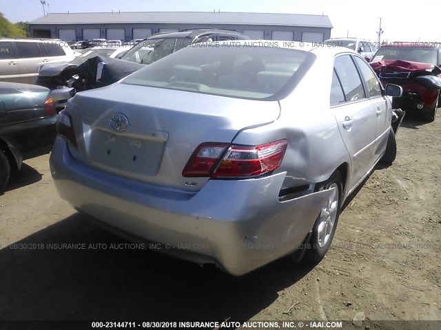 4T4BE46K89R138399 - 2009 TOYOTA CAMRY SE/LE/XLE 银色 照片 4