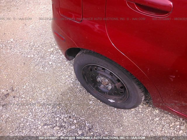 KL1TD66647B721704 - 2007 CHEVROLET AVEO LS RED photo 6