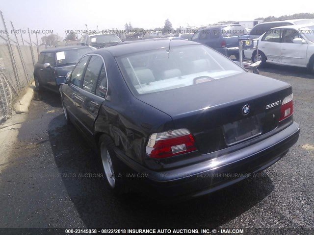 WBADT43411GF57457 - 2001 BMW 525 I AUTOMATIC BLUE photo 3