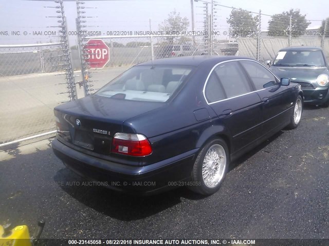 WBADT43411GF57457 - 2001 BMW 525 I AUTOMATIC BLUE photo 4