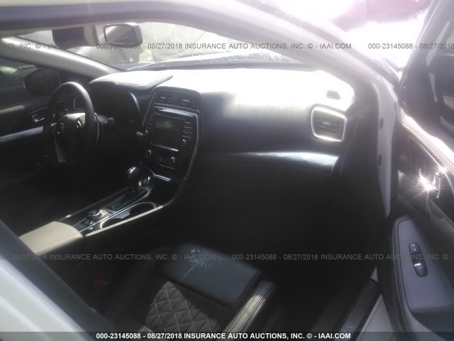 1N4AA6AP6HC432026 - 2017 NISSAN MAXIMA 3.5S/SV/SL/SR/PLAT 白色 照片 5