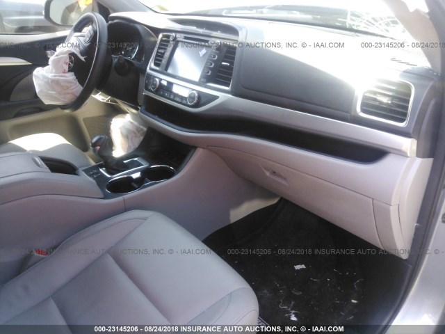 5TDJKRFH7FS128998 - 2015 TOYOTA HIGHLANDER XLE ნაცრისფერი ფოტო 5