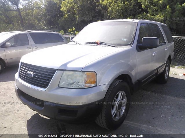 1FMRU15WX3LA30393 - 2003 FORD EXPEDITION XLT SILVER photo 2