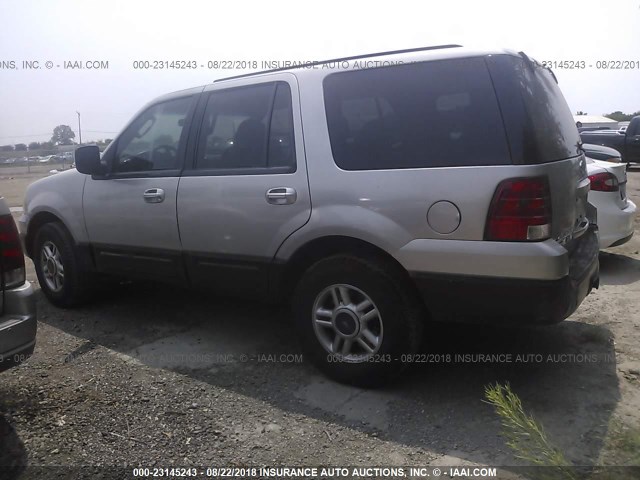 1FMRU15WX3LA30393 - 2003 FORD EXPEDITION XLT SILVER photo 3