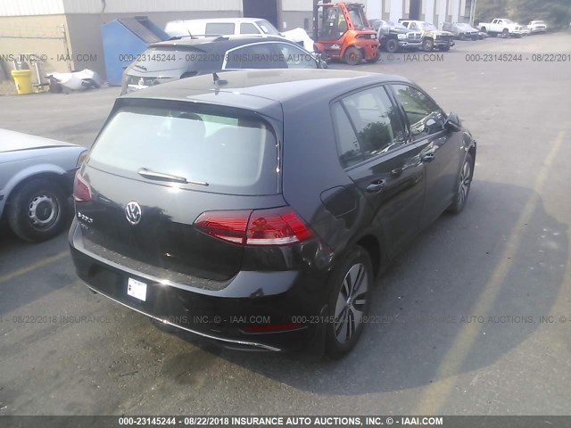 WVWKR7AU0HW953874 - 2017 VOLKSWAGEN E-GOLF SE BLACK photo 4