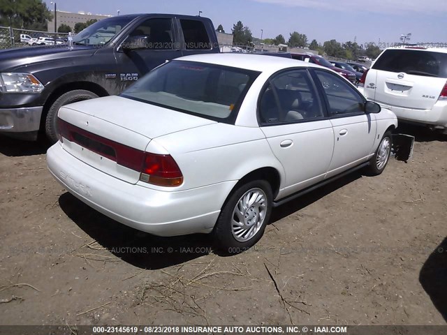 1G8ZJ5273WZ195361 - 1998 SATURN SL2 WHITE photo 4