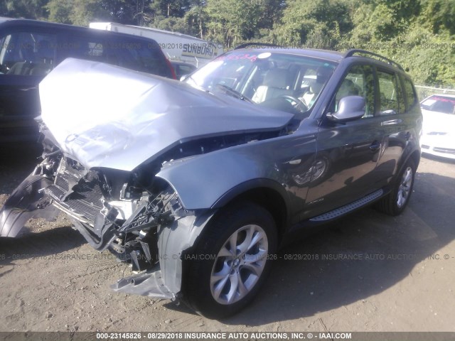 WBXPC9C40AWJ32122 - 2010 BMW X3 XDRIVE30I Grau Foto 2