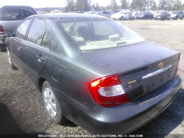 JTDBE32K720034210 - 2002 TOYOTA CAMRY LE/XLE/SE 灰色 照片 3