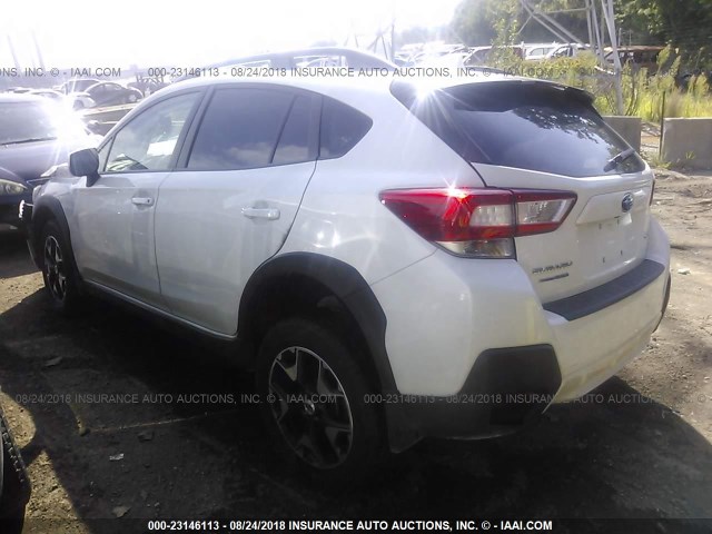 JF2GTADC7JH225973 - 2018 SUBARU CROSSTREK PREMIUM WHITE photo 3