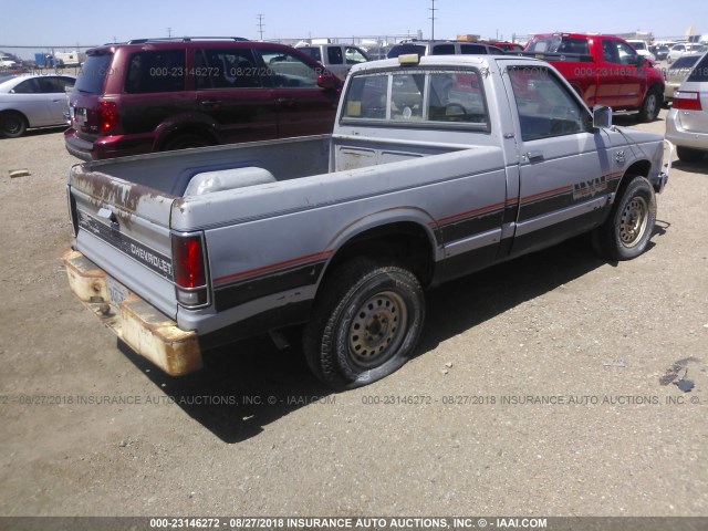 1GCCT14B1D2144480 - 1983 CHEVROLET S TRUCK S10 GRAY photo 4