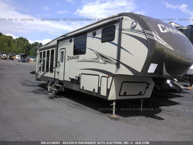 5ZT3CS0B3FG117751 - 2015 FOREST RIVER CRUSADER 351REQ  Շագանակագույն լուսանկար 1