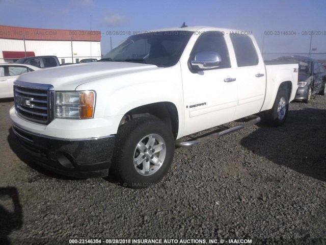 3GTEK23309G120715 - 2009 GMC SIERRA K1500 SLE WHITE photo 2