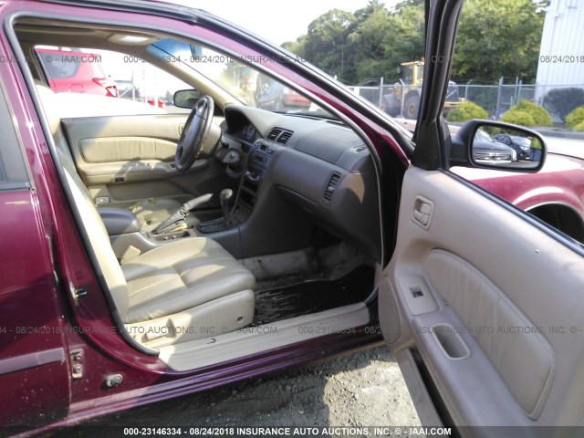 JN1CA21D4TM419900 - 1996 NISSAN MAXIMA GLE/GXE/SE MAROON photo 5