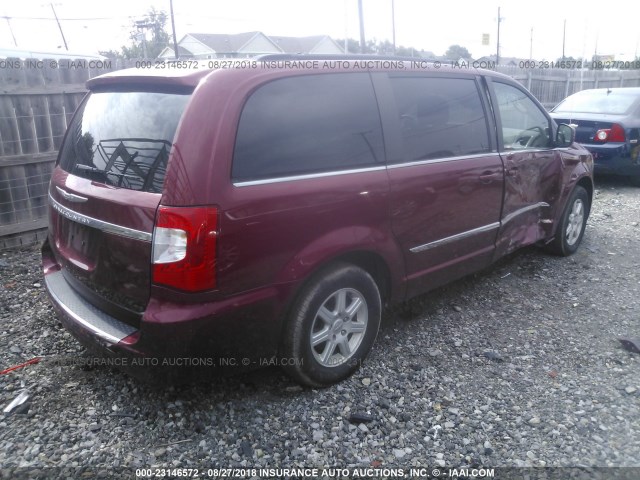 2A4RR5DG6BR605421 - 2011 CHRYSLER TOWN & COUNTRY TOURING RED photo 4