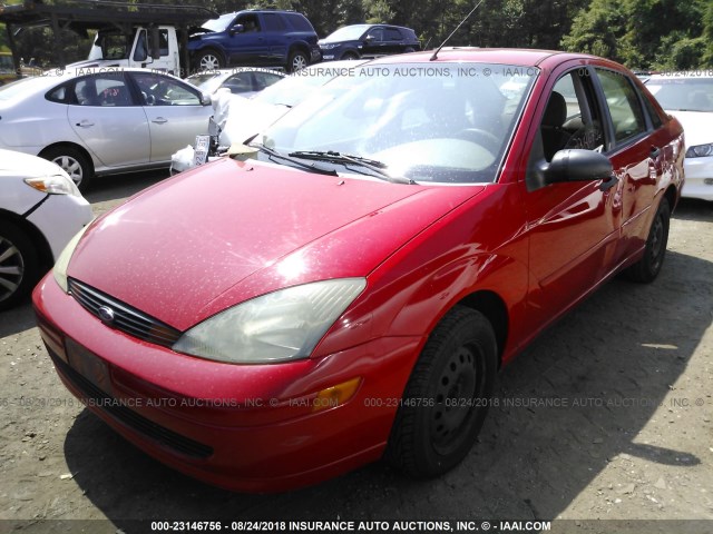 1FAFP34Z24W123985 - 2004 FORD FOCUS SE COMFORT/SE SPORT RED photo 2