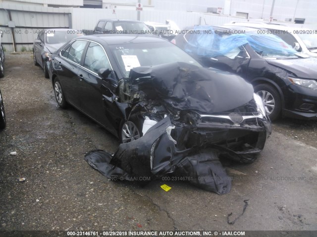 4T1BF1FK1GU212300 - 2016 TOYOTA CAMRY LE/XLE/SE/XSE 黑色 照片 1