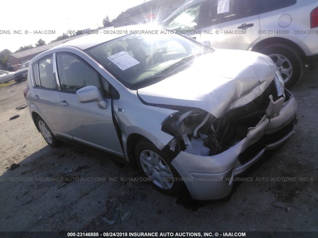 3N1BC1CP8BL387209 - 2011 NISSAN VERSA S/SL 银色 照片 1