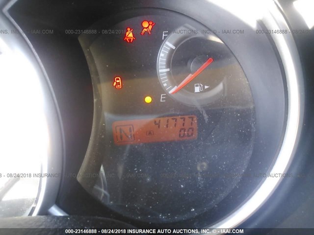 3N1BC1CP8BL387209 - 2011 NISSAN VERSA S/SL 银色 照片 7