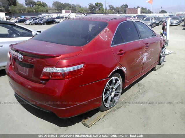 4T1BK46K77U049228 - 2007 TOYOTA CAMRY NEW GENERAT LE/XLE/SE RED photo 4