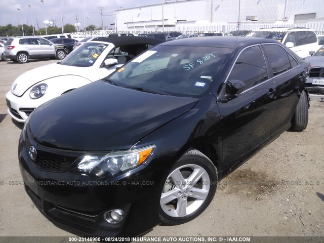 4T1BF1FK0EU819317 - 2014 TOYOTA CAMRY L/SE/LE/XLE 黑色 照片 2