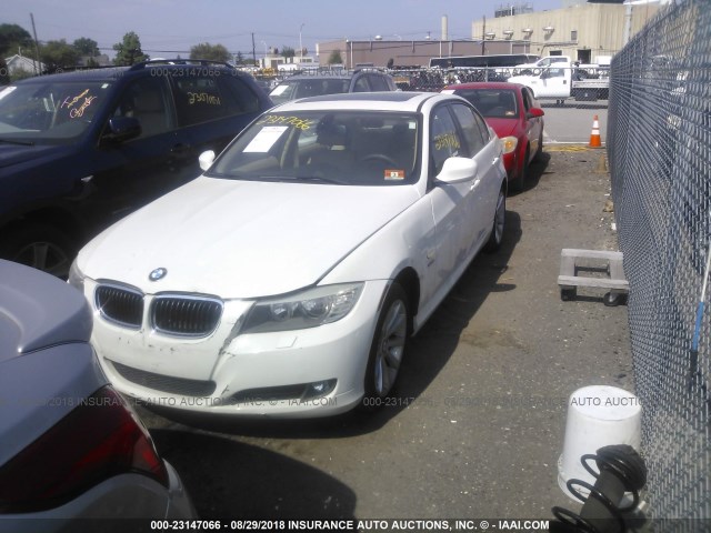 WBAPK5C56BF124784 - 2011 BMW 328 XI SULEV WHITE photo 2