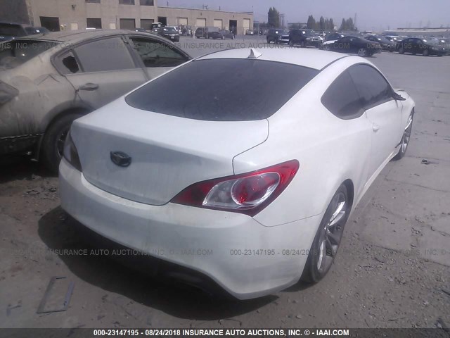 KMHHU6KH3CU067391 - 2012 HYUNDAI GENESIS COUPE 3.8L WHITE photo 4