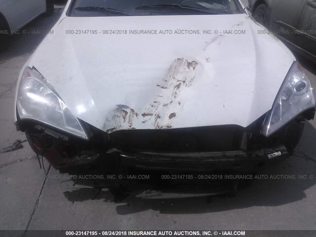 KMHHU6KH3CU067391 - 2012 HYUNDAI GENESIS COUPE 3.8L WHITE photo 6